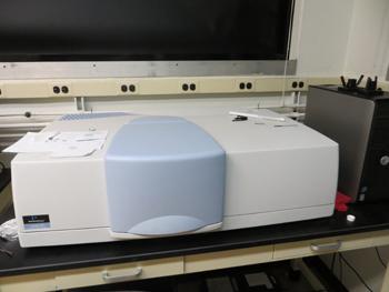 Perkin-Elmer LAMBDA 950 UV/Vis/NIR Spectrophotometery